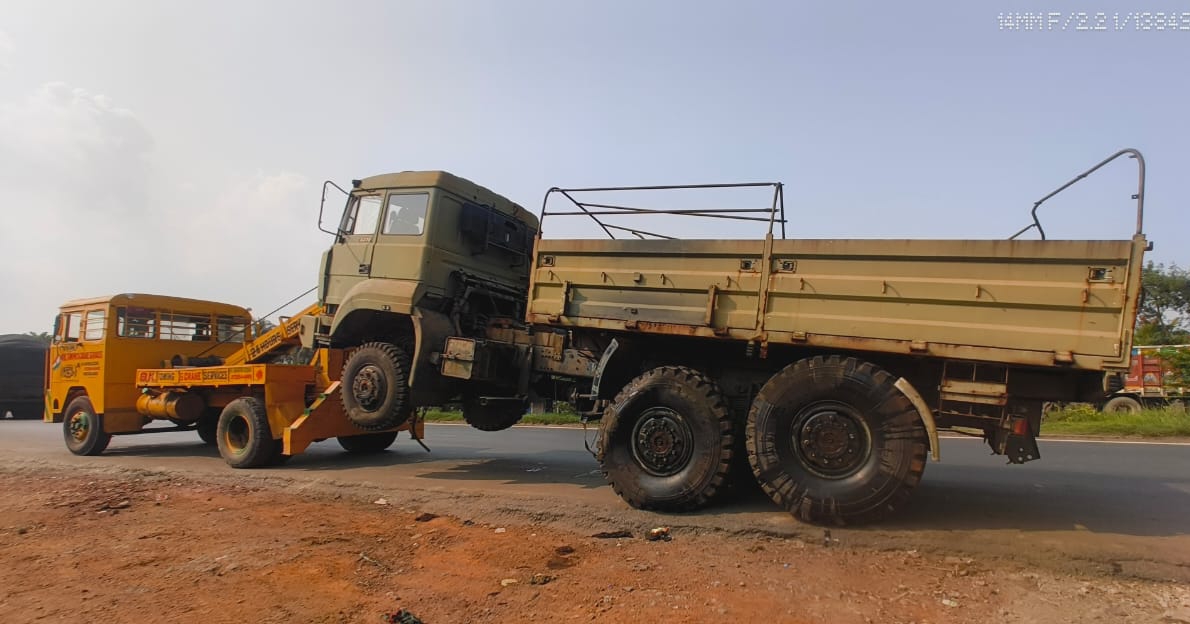 Heavy Vehicle Towing